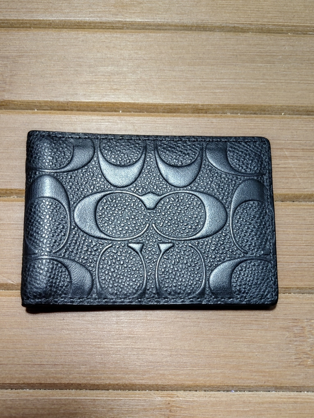 Coach Men's 3-in-1 Compact ID Wallet in Embossed Signature Leather (CR957)